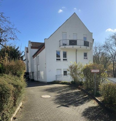 3 Zi.-Erdgeschoss, zentral, 2 Stellplätze TG!