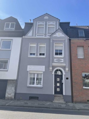 Einfamilienhaus mit Garten in Eschweiler in Innenstadt-Lage zu verkaufen