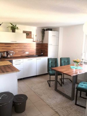 BEFRISTET auf 3 Jahre sonnige Wohnung mit großzügigem überdachten Südbalkon