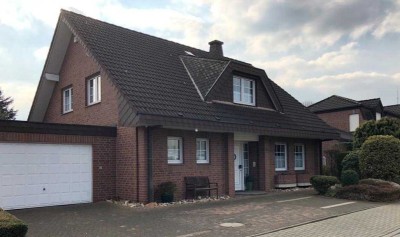 Freistehendes Einfamilienhaus mit 5 Zimmern in ruhiger, zentraler Lage von Erkelenz