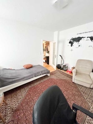 Provisionsfreie sanierte 2-Zimmer-Wohnung in Schwandorf! Knapp 5 % Rendite!