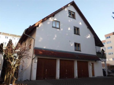 ...::: Schöne 2,5-Zimmer-Wohnung mit Balkon zu vermieten! :::...