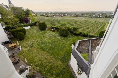 Wunderschöne Maisonette Dachgeschoss Wohnung direkt an den Weinbergen