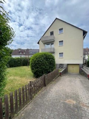 Freundliche Wohnung mit zwei Zimmern und Balkon in Langenhagen Schulenburg, evtl. mit Garage