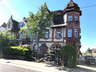 Möblierte und voll ausgestattete Jugendstil Wohnung mit zwei Balkonen