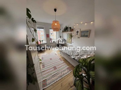 Tauschwohnung: Helle sanierte 3-Zi. Altbauwohnung mit Balkon im Knooper Weg