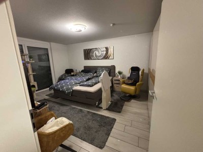 Geschmackvolle 3-Raum-Penthouse-Wohnung mit geh. Innenausstattung mit EBK in Uhldingen-Mühlhofen