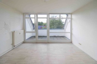 Bezugsfreie 3-Zi.-Dachgeschosswohnung mit ausgebautem Studio – Haus-in-Haus-Charakter in Leverkusen
