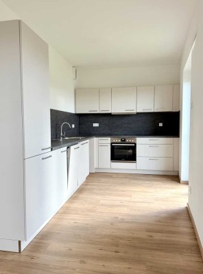 Hannover Kronsrode Neubau: Einbauküche, Loggia, Fußbodenheizung, Keller, Lift, Tiefgarage etc.