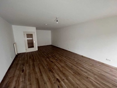 *Bezugsfrei* 1.10.25 - 1 Zimmer Wohnung im Loft-Stil