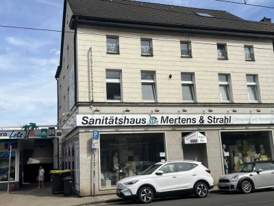 Im Herzen von Essen Frintrop - 100 m² große 3-Zimmer Wohnung
