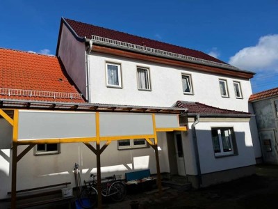 INTERESSANTES IMMOBILIEN-PAKET! Bauernhof mit 2 EFH, Nebengebäude und Scheune