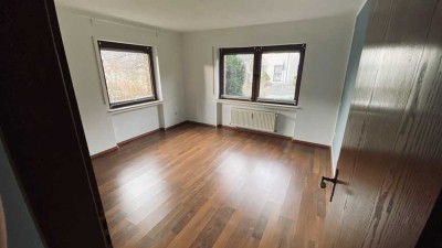 Attraktive 68qm Erdgeschoss Wohnung mit Terrasse und Gartenfläche in Ruppichteroth Winterscheid