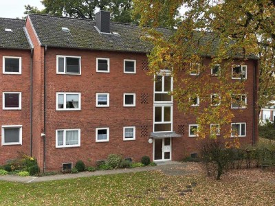 Freundliche 3,5-Zimmer-Hochparterre-Wohnung mit EBK in Itzehoe