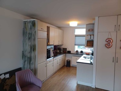 Helle 2,5-Zimmer Wohnung mit Balkon im 2. OG in Bargteheide