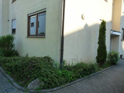 zentrale 1 Zi.-EG Wohnung in ruhigem Mehrfamilienhaus mit Stellplatz in Murr