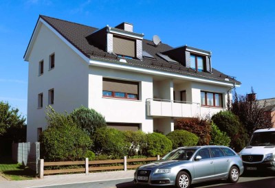 Exklusive 4-Zimmer-Wohnung mit Balkon und Einbauküche in Uetersen