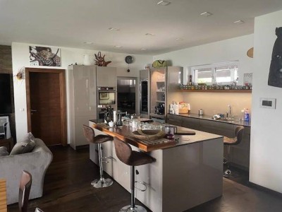"Neuwertiger Bungalow, Barrierefrei mit vielen Extras"