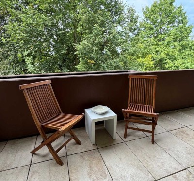 3-Zimmer-Wohnung mit gehobener Innenausstattung, Balkon und EBK in Fürth/Dambach