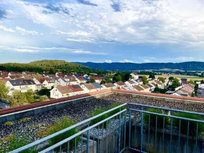 wunderschöne 3,5 Zimmer-Wohnung mit Dachterrasse