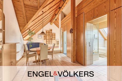 Attraktives Zweifamilienhaus im Herzen von Schaafheim mit vielfältigem Nutzungspotenzial!