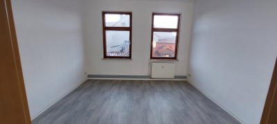 Ruhige 3-Zimmer-Wohnung im Zentrum von Apolda – mit Badewanne