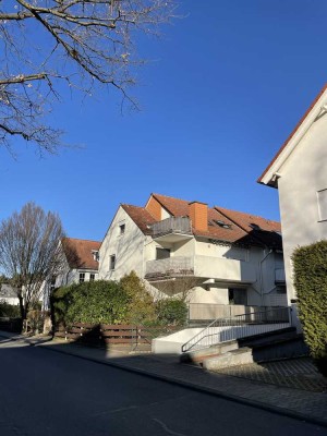 3-Zimmer mit Balkon in beliebter Hofheimer Lage