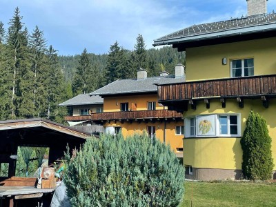 Freundliche 2-Raum-EG-Wohnung mit EBK und Balkon in Nauders