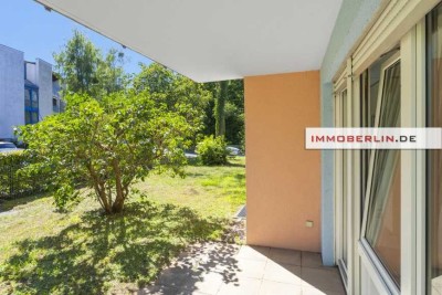 IMMOBERLIN.DE - Sehr attraktive Wohnung mit Südterrasse & Pkw-Stellplatz