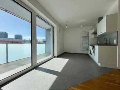 Helle 2-Zimmer-Wohnung mit Balkon