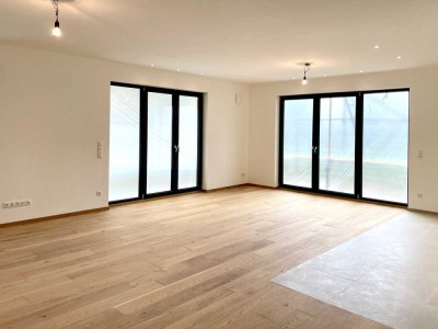 Hochwertiger, eleganter Neubau - Erdgeschoss-Maisonette-Wohnung mit Süd-West-Garten