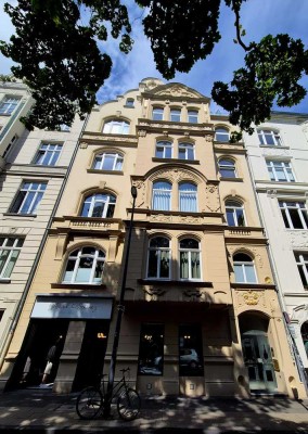 Köln *Agnesviertel*: exklusives Wohnen in einem Baudenkmal  Neuwertige 4-Zimmerwohnung