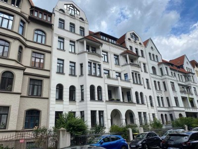 Helle Maisonette-Dachgeschoss-Wohnung auf 3 Ebenen in der List