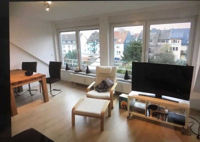Helle 4-Zimmer-Dachgeschosswohnung in Essen Haarzopf
