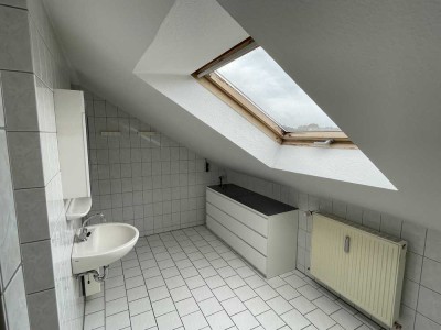 4,5-Raum-Dachgeschosswohnung citynah Gladbeck/Essen
