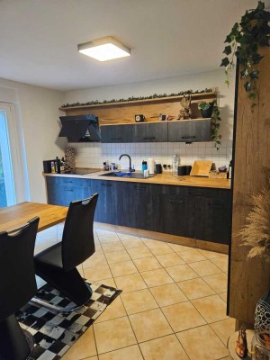 Schöne 1,5-Zimmer-Souterrain-Wohnung mit Einbauküche in Magdeburg