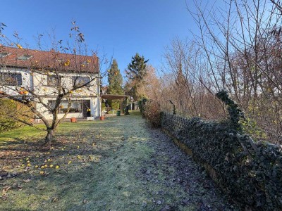 Großes Reihenendhaus in Reichelsdorf – nahe an der Stadt und doch eine grüne Oase