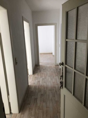 Gepflegte 3,5-Zimmer-Wohnung mit Balkon in Köln