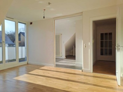 Helle 3,5-Zimmer Dachgeschosswohnung in Stuttgart-Bad Cannstatt