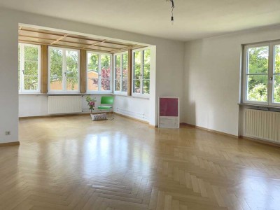 Altbauflair mit hohen, großzügigen Räumen + Gartennutzung