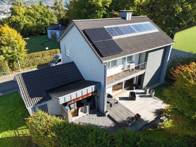 NEU: Kernsaniertes Einfamilienhaus in neuwertigem Zustand in ruhiger Waldrandlage zu verkaufen!!!