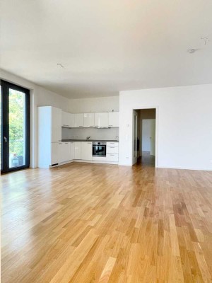Attraktive 4-Zimmer Wohnung mit Balkon & Einbauküche I TG-Stellplatz optional I *ab 01.10.2025*