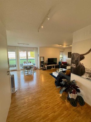 3-Zimmer-Wohnung, Tiefgarage, Einbauküche u. Dachterrasse in 74076 HN!