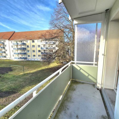 1. OG, Balkon und neu saniert