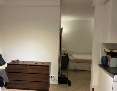 1.5 Zimmer Wohnung TiHO Gebiet