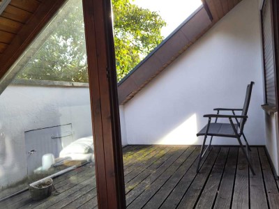 Nachmieter für stilvolle 2-Zimmer-DG-Wohnung mit EBK in Schwaikheim
