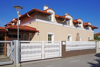 Der nächste Sommer kommt bestimmt! Einfamilienhaus mit Pool nur 14 km südlich von Wien