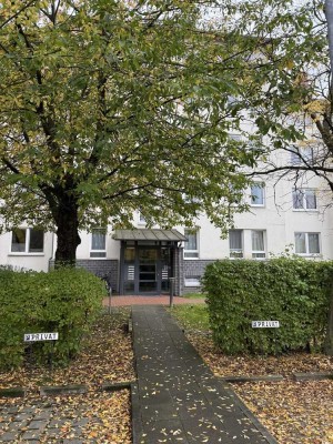 Helle 3-Zimmer-Wohnung mit Balkon in Braunschweig-Broitzem