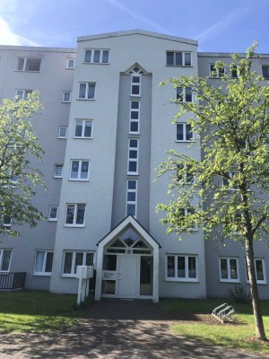3 Zimmer-Wohnung frei zum beziehen - barrierefrei und mit Fahrstuhl