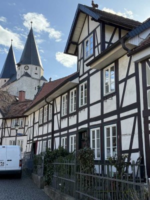 Historisches Haus mit zwei Einheiten am Kaiserdom